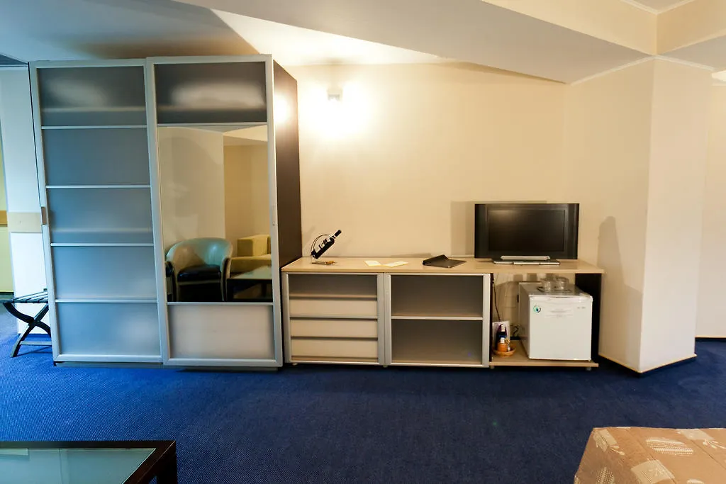 Hotel Dacia Rrt Bucharest