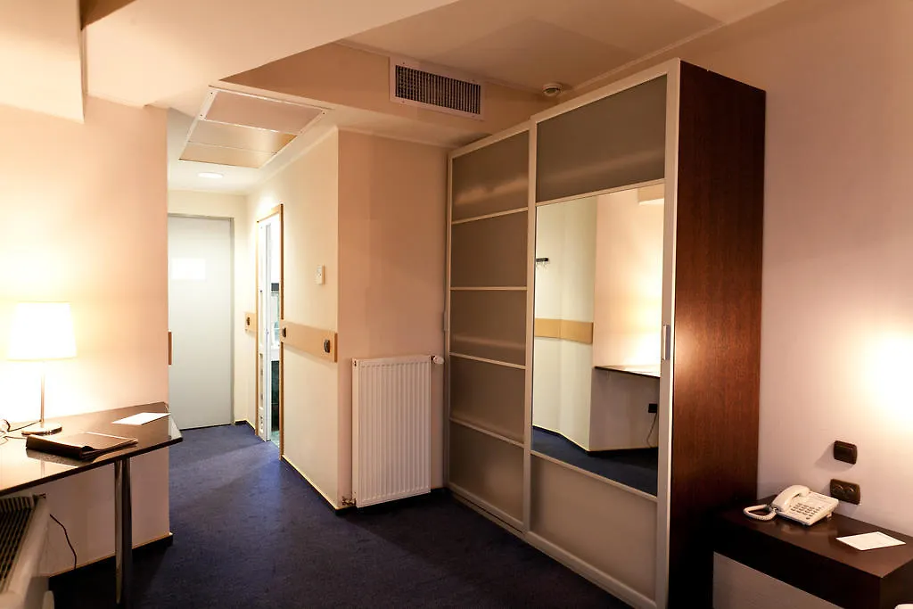 Hotel Dacia Rrt Bucharest