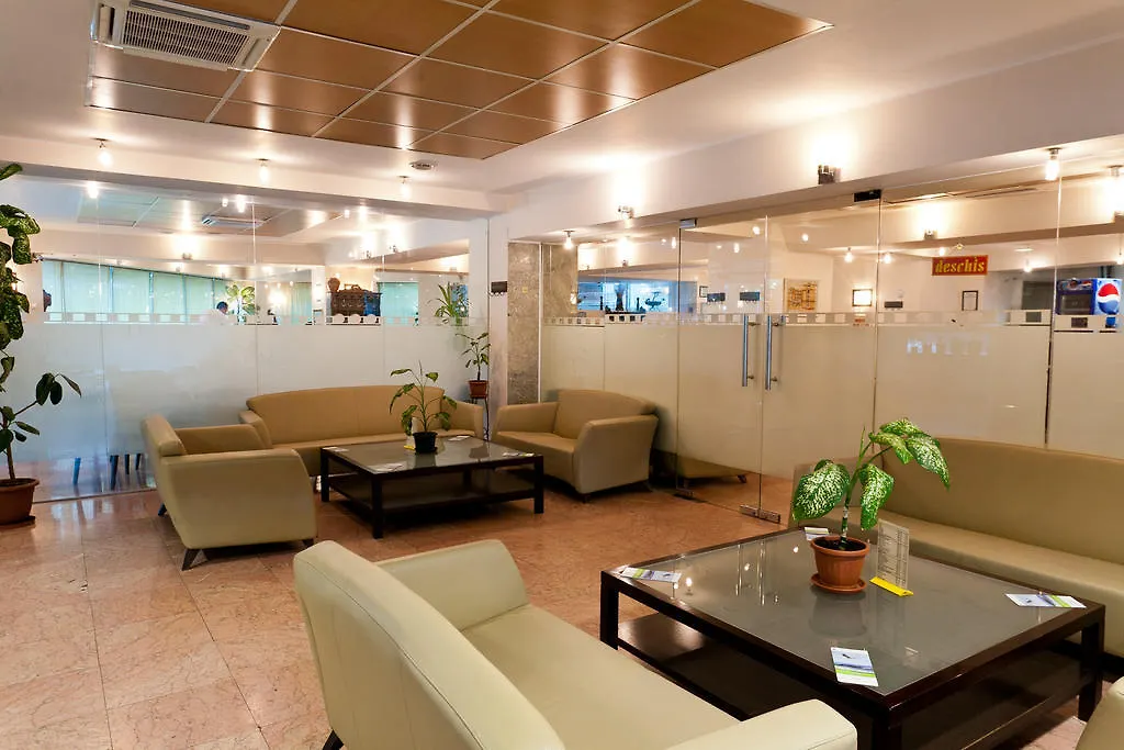 Hotel Dacia Rrt Bucharest 4*,